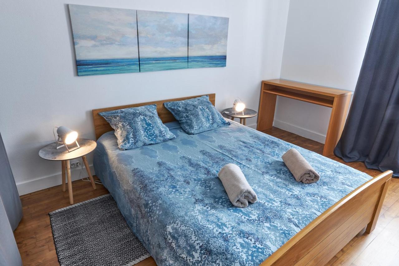 Centre Ville A Pied Appt Avec Sauna, Linge, Wifi, Stationnement Gratuit Ванн Экстерьер фото